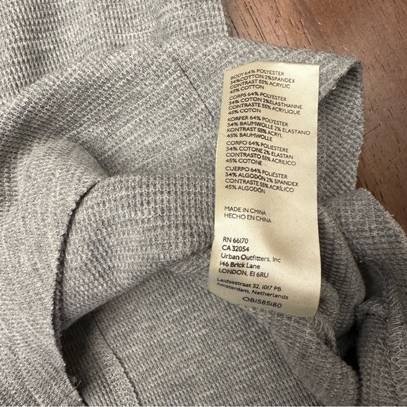 Free People “Gorgeous Cuff” Thermal XS ~ has thumbholes - Picture 8 of 10